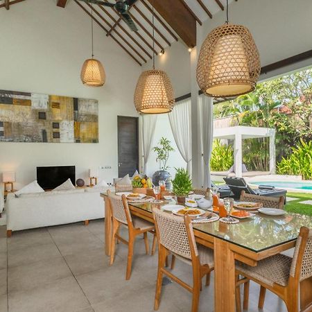 Villa Alice By Villa Finder Семиняк Екстериор снимка