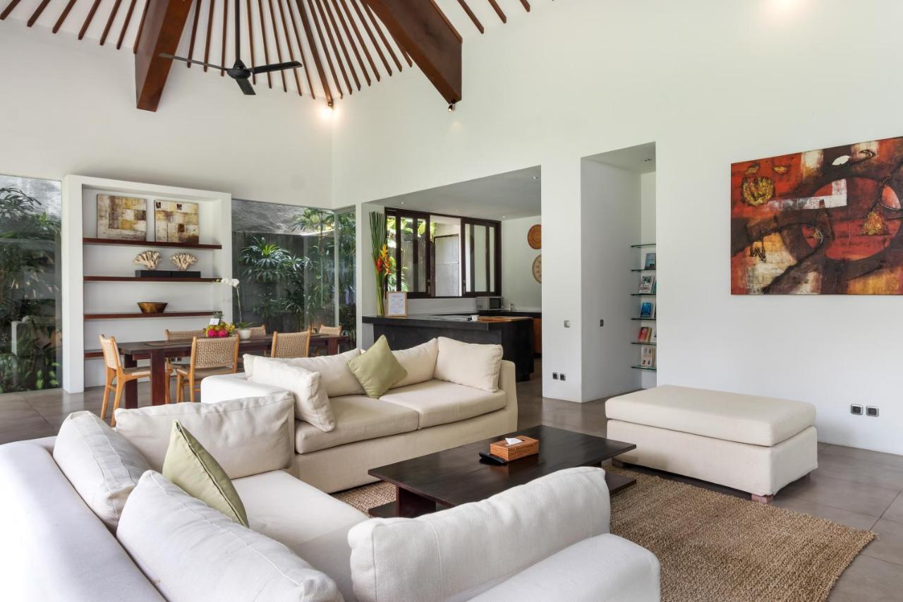 Villa Alice By Villa Finder Семиняк Екстериор снимка