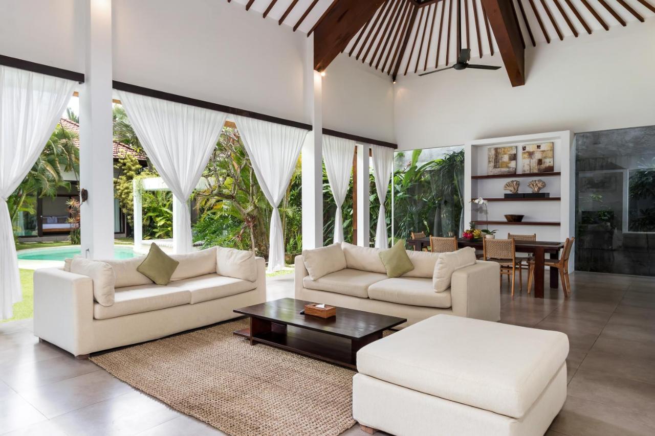 Villa Alice By Villa Finder Семиняк Екстериор снимка